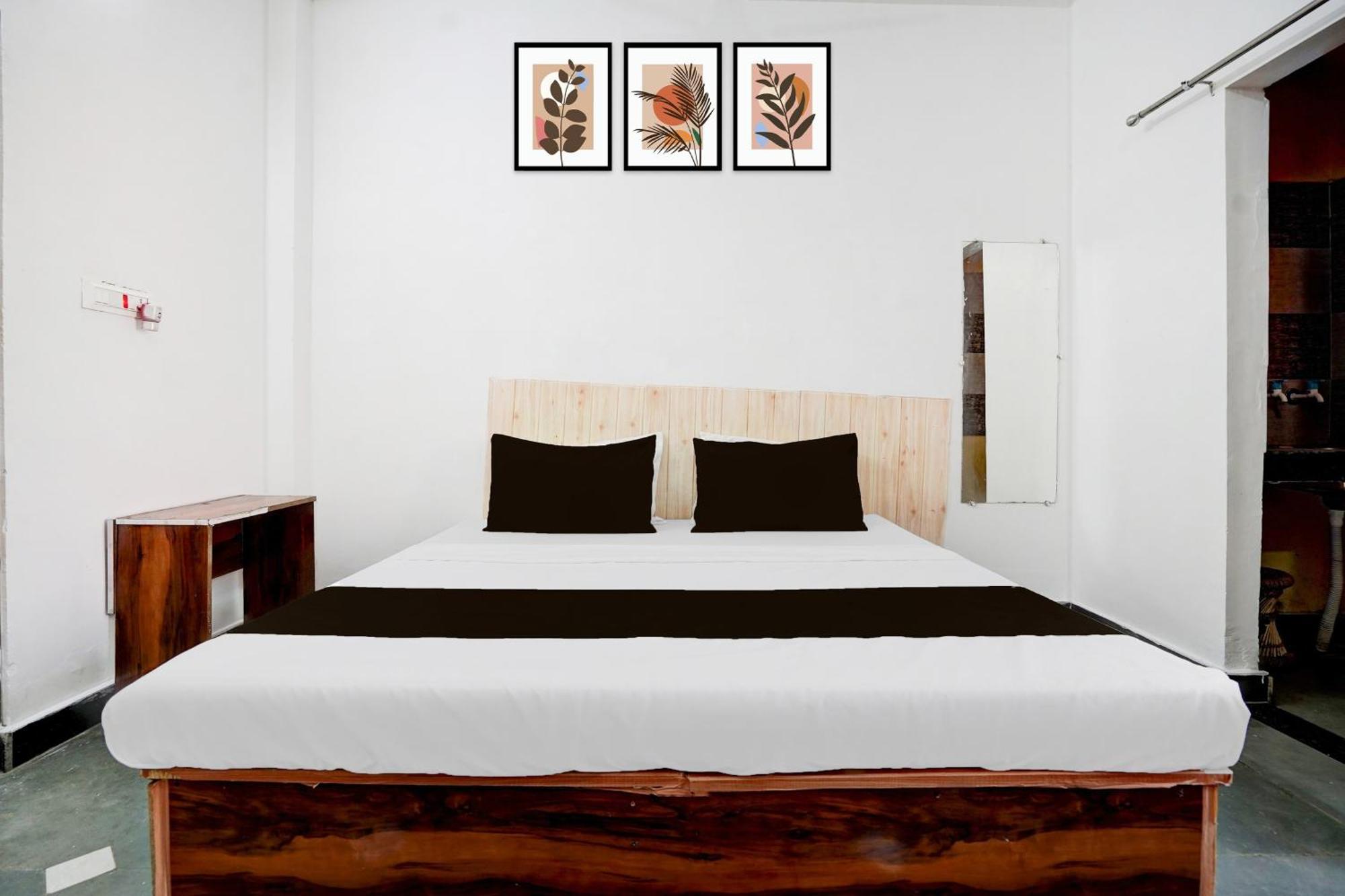 Hotel O Ramdut Palace Guest House Faizābād Eksteriør bilde